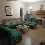 Aparthotel Mateo Levádeia
