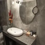 Aparthotel Mateo 3*
