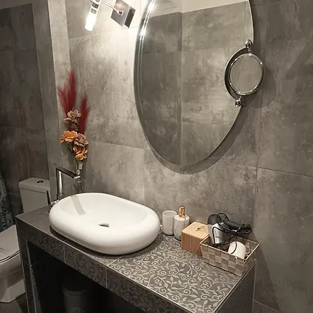 Aparthotel Mateo 3*